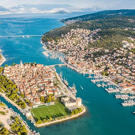 More * Trogir